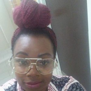 Meet your Posher, Rhonda